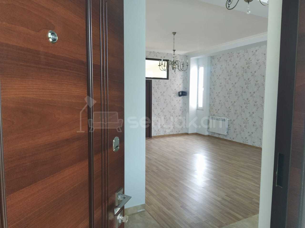 Նորակառույց Օֆիսային Տարածք, 180քմ