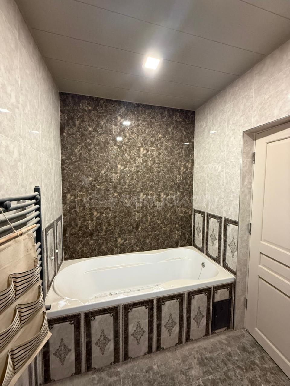 5 Սենյականոց Սեփական Տուն, 140քմ, Կապիտալ Վերանորոգված