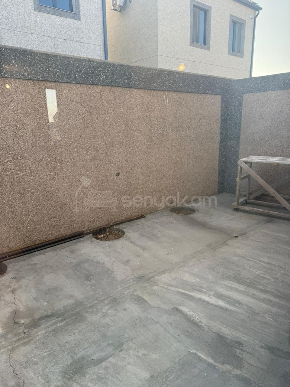 5 Սենյականոց Սեփական Տուն, 140քմ, Կապիտալ Վերանորոգված