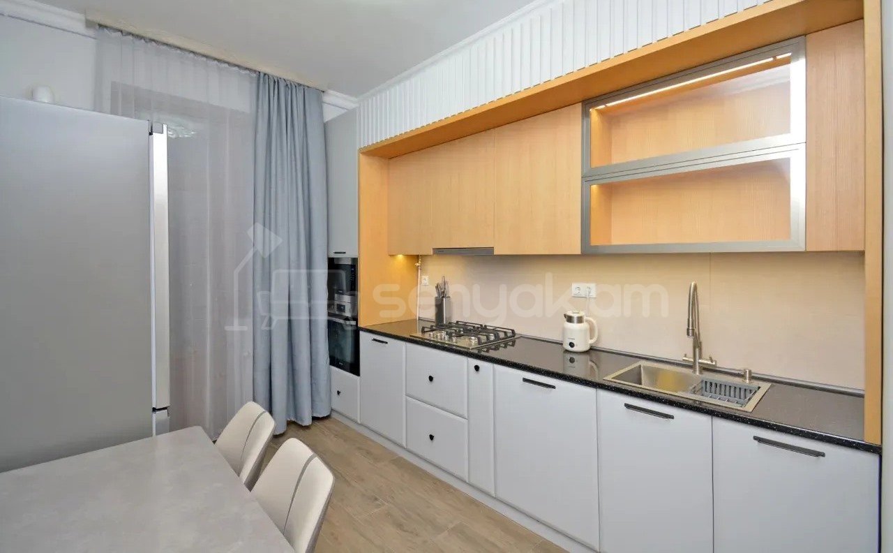 4 Սենյականոց Բնակարան Նորակառույցում, 120քմ, 17/17 հարկ, Դիզայներական Վերանորոգված