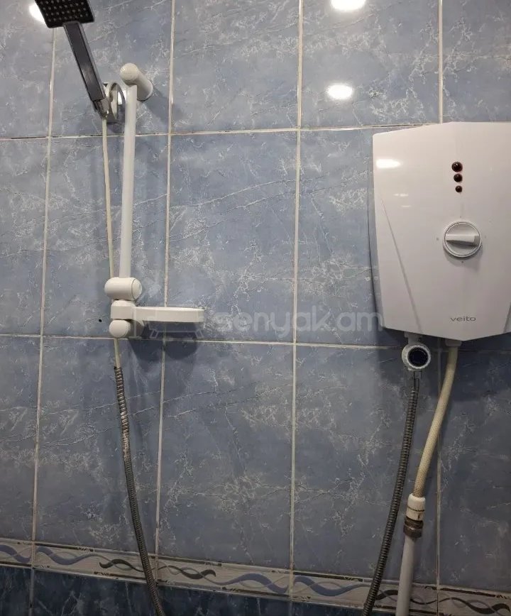 1 Սենյականոց Բնակարան Քարե Շենքում, 38քմ, 2/4 հարկ, Նորմալ Վիճակում, Կահավորված