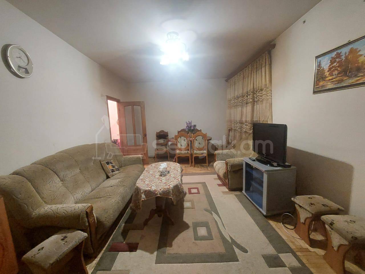 2 Սենյականոց Բնակարան, 70քմ, 9/9 հարկ, Կոսմետիկ Վերանորոգված, Կահավորված, Արևկող