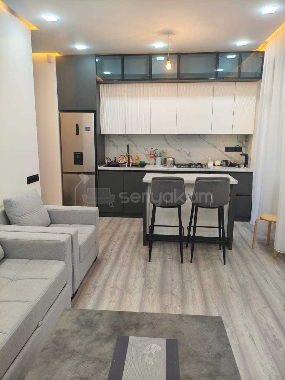 3 Սենյականոց Բնակարան Նորակառույցում, 75քմ, 10/16 հարկ, Կապիտալ Վերանորոգված, Կահավորված, Արևկող