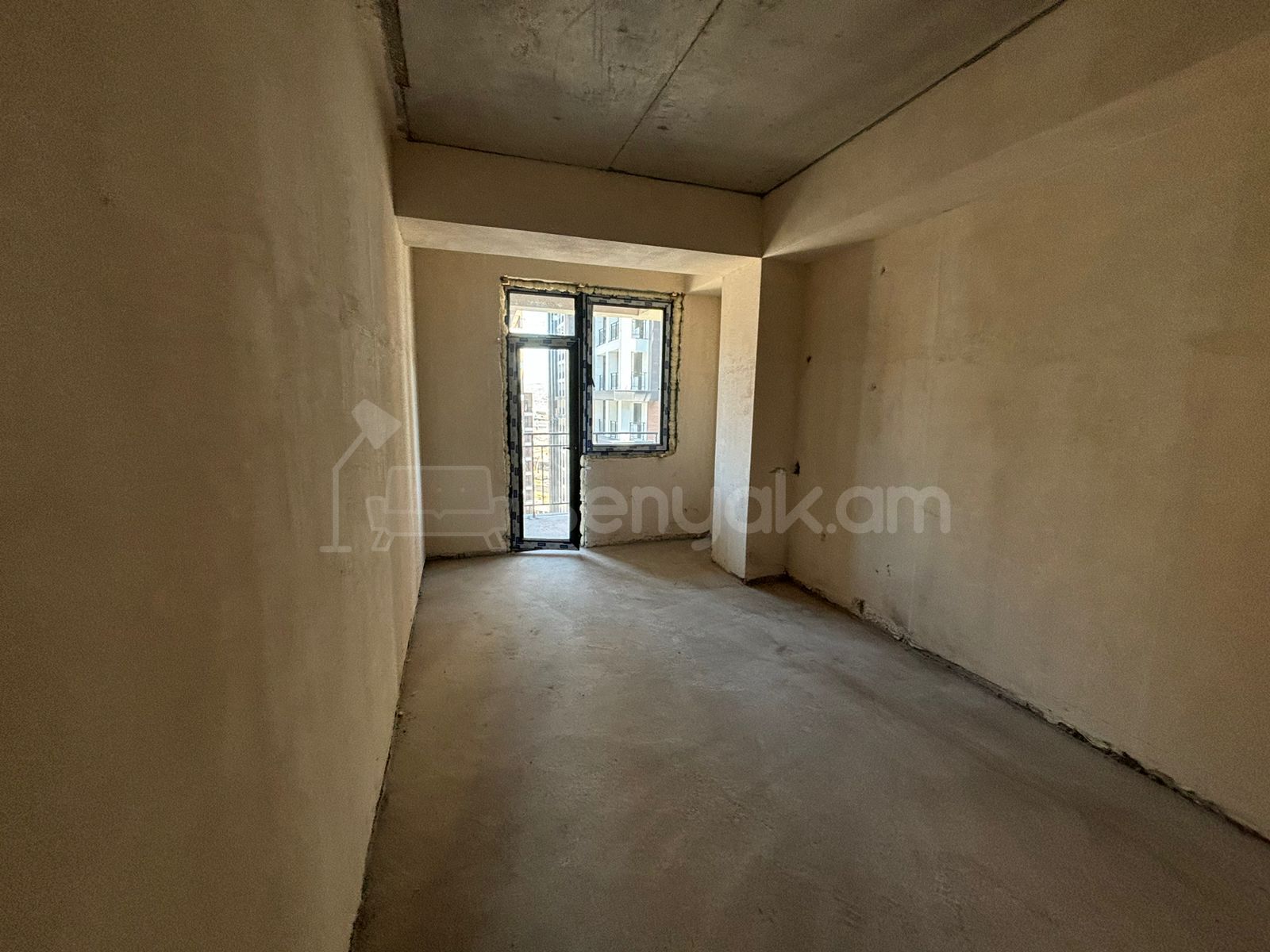 3 Սենյականոց Բնակարան Նորակառույցում, 68քմ, 10/15 հարկ, Պետական Վիճակում