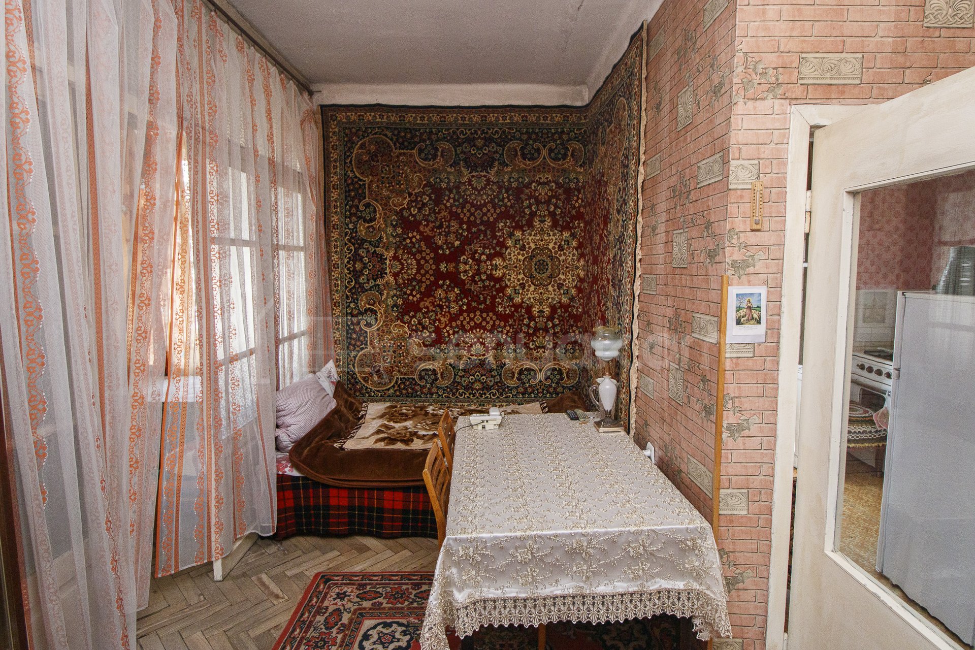 2 Սենյականոց Բնակարան Քարե Շենքում, 45քմ, 2/4 հարկ, Պետական Վիճակում