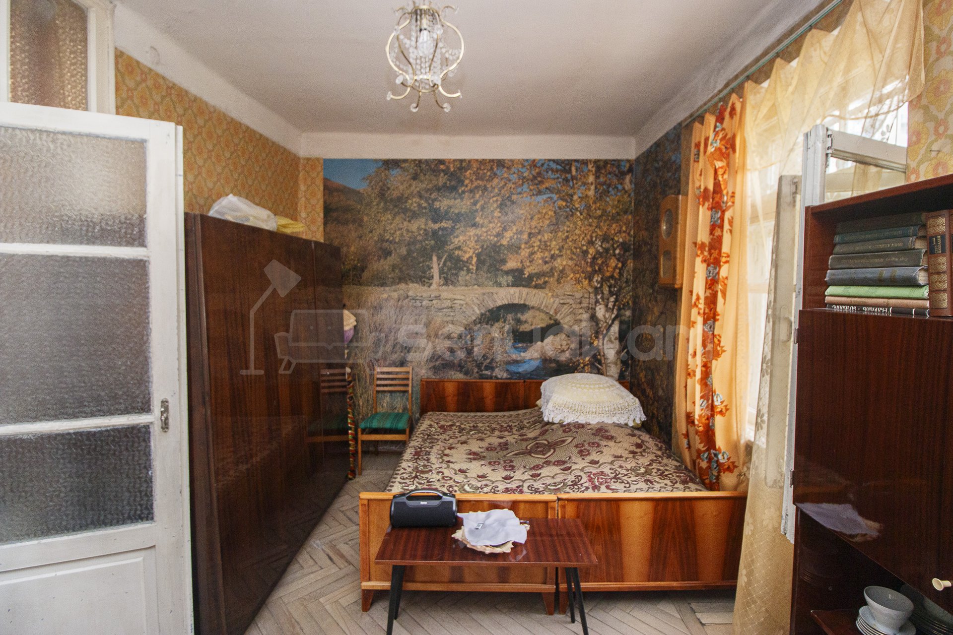 2 Սենյականոց Բնակարան Քարե Շենքում, 45քմ, 2/4 հարկ, Պետական Վիճակում