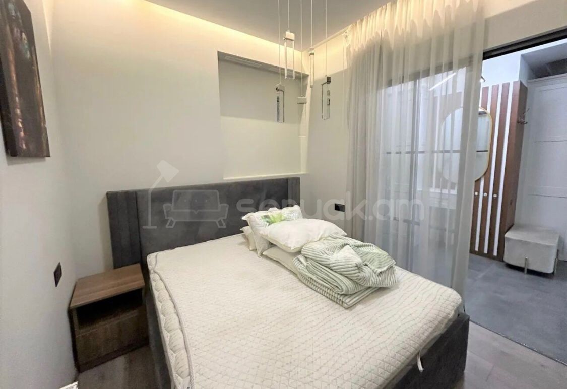 3 Սենյականոց Բնակարան Քարե Շենքում, 80քմ, 2/5 հարկ, Դիզայներական Վերանորոգված, Կահավորված, Արևկող