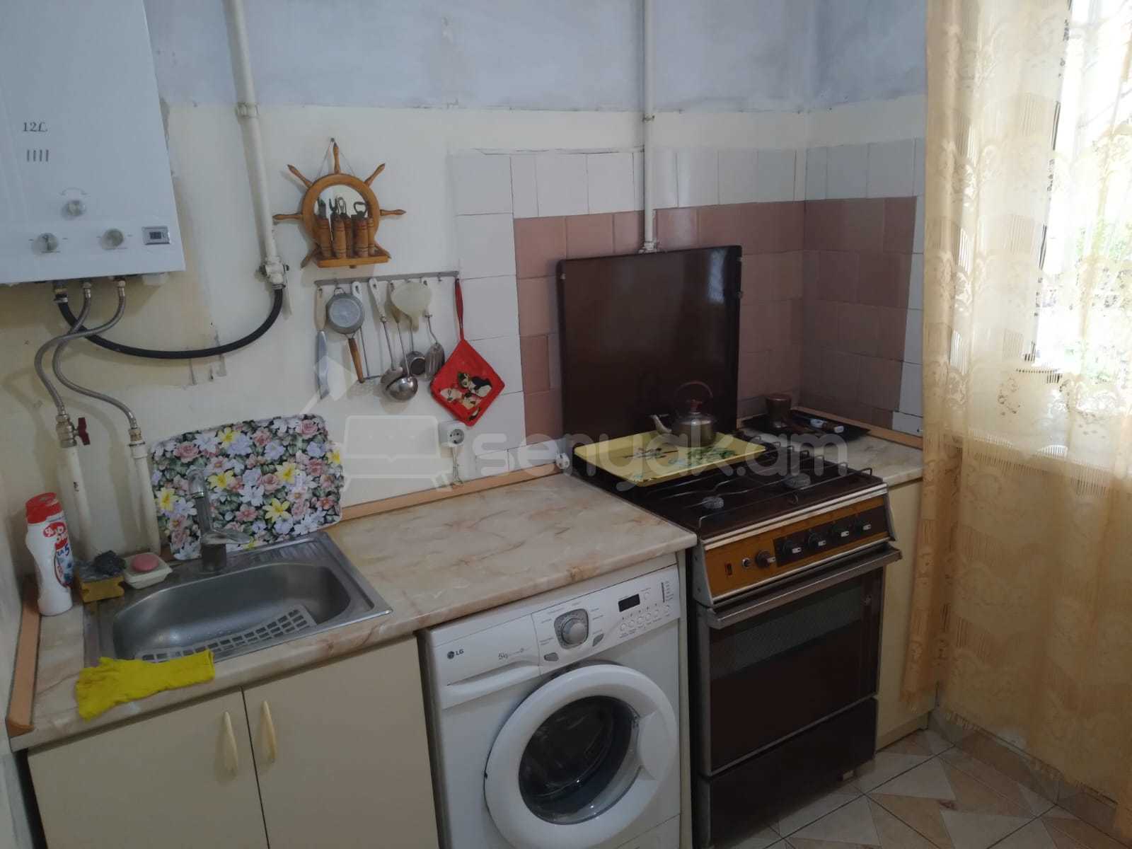 2 Սենյականոց Բնակարան, 51քմ, 1/5 հարկ, Պետական Վիճակում