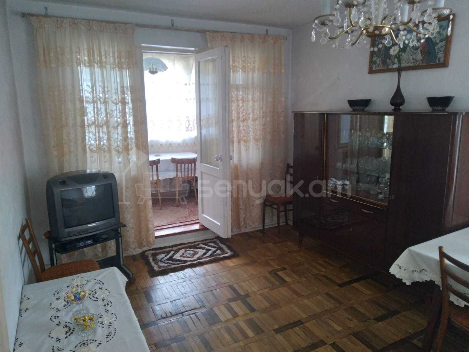 2 Սենյականոց Բնակարան, 51քմ, 1/5 հարկ, Պետական Վիճակում