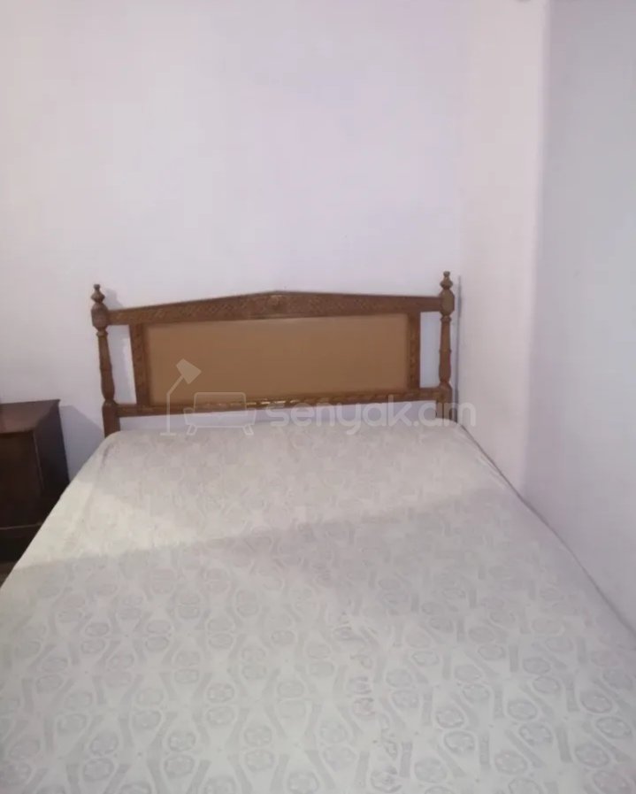 3 Սենյականոց Բնակարան, 70քմ, 4/12 հարկ, Նորմալ Վիճակում, Կահավորված