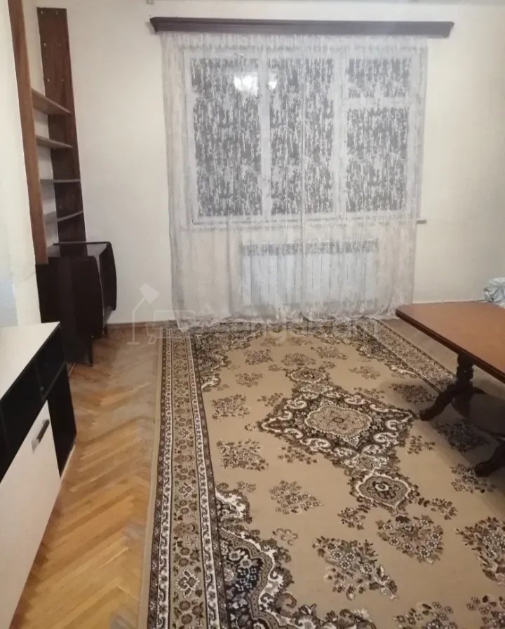 3 Սենյականոց Բնակարան, 70քմ, 4/12 հարկ, Նորմալ Վիճակում, Կահավորված