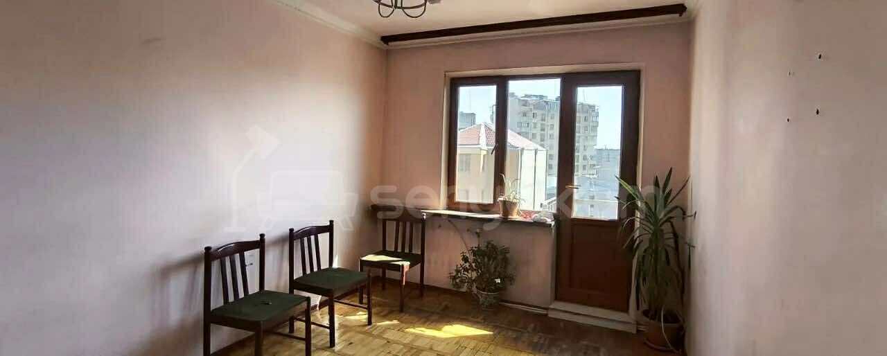 3 Սենյականոց Բնակարան, 78քմ, 5/9 հարկ, Նորմալ Վիճակում