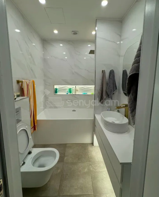 6 Սենյականոց Սեփական Տուն, 195քմ, Դիզայներական Վերանորոգված, Կահավորված, Ավտոտնակով