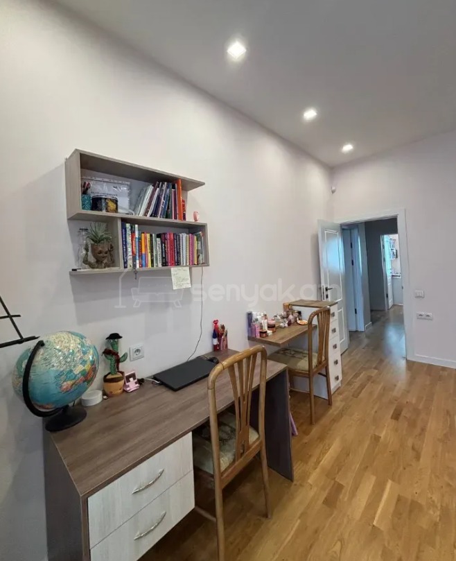 6 Սենյականոց Սեփական Տուն, 195քմ, Դիզայներական Վերանորոգված, Կահավորված, Ավտոտնակով