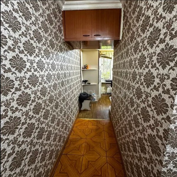 4 Սենյականոց Բնակարան Քարե Շենքում, 75քմ, 2/5 հարկ, Կոսմետիկ Վերանորոգված