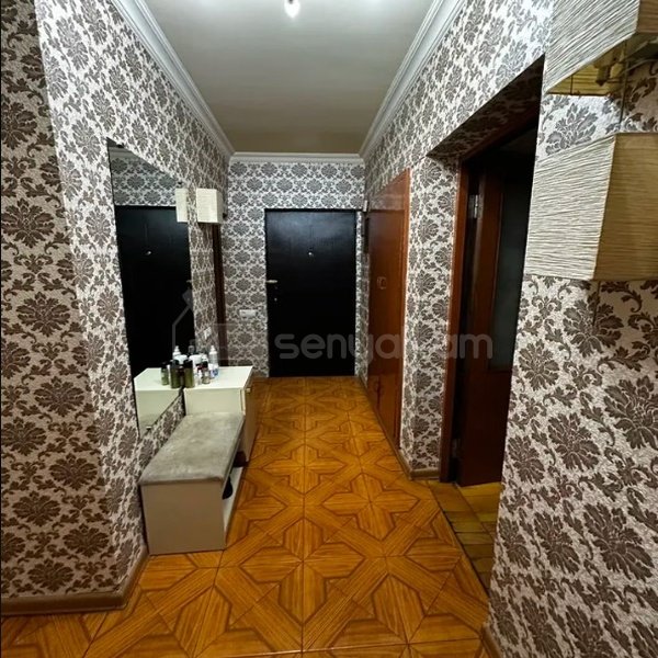 4 Սենյականոց Բնակարան Քարե Շենքում, 75քմ, 2/5 հարկ, Կոսմետիկ Վերանորոգված