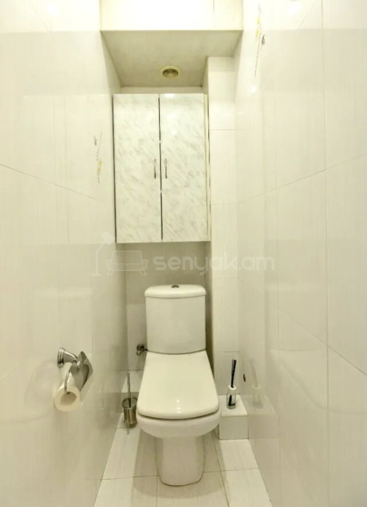 3 Սենյականոց Բնակարան Քարե Շենքում, 83քմ, 5/5 հարկ, Նորմալ Վիճակում, Կահավորված