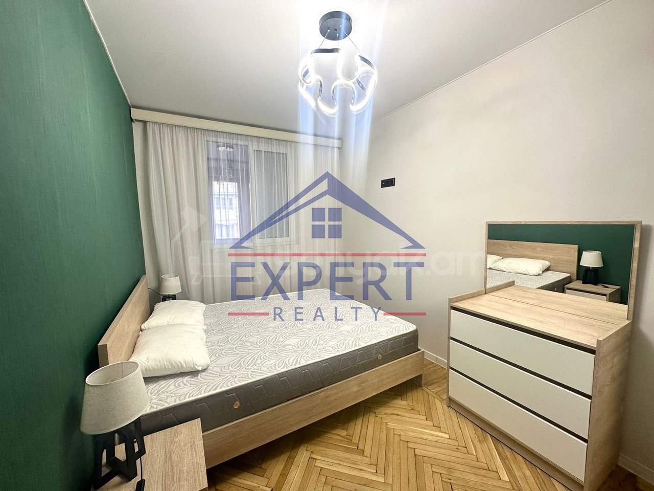 2 Սենյականոց Բնակարան Քարե Շենքում, 55քմ, 5/7 հարկ, Կապիտալ Վերանորոգված, Կահավորված, Արևկող