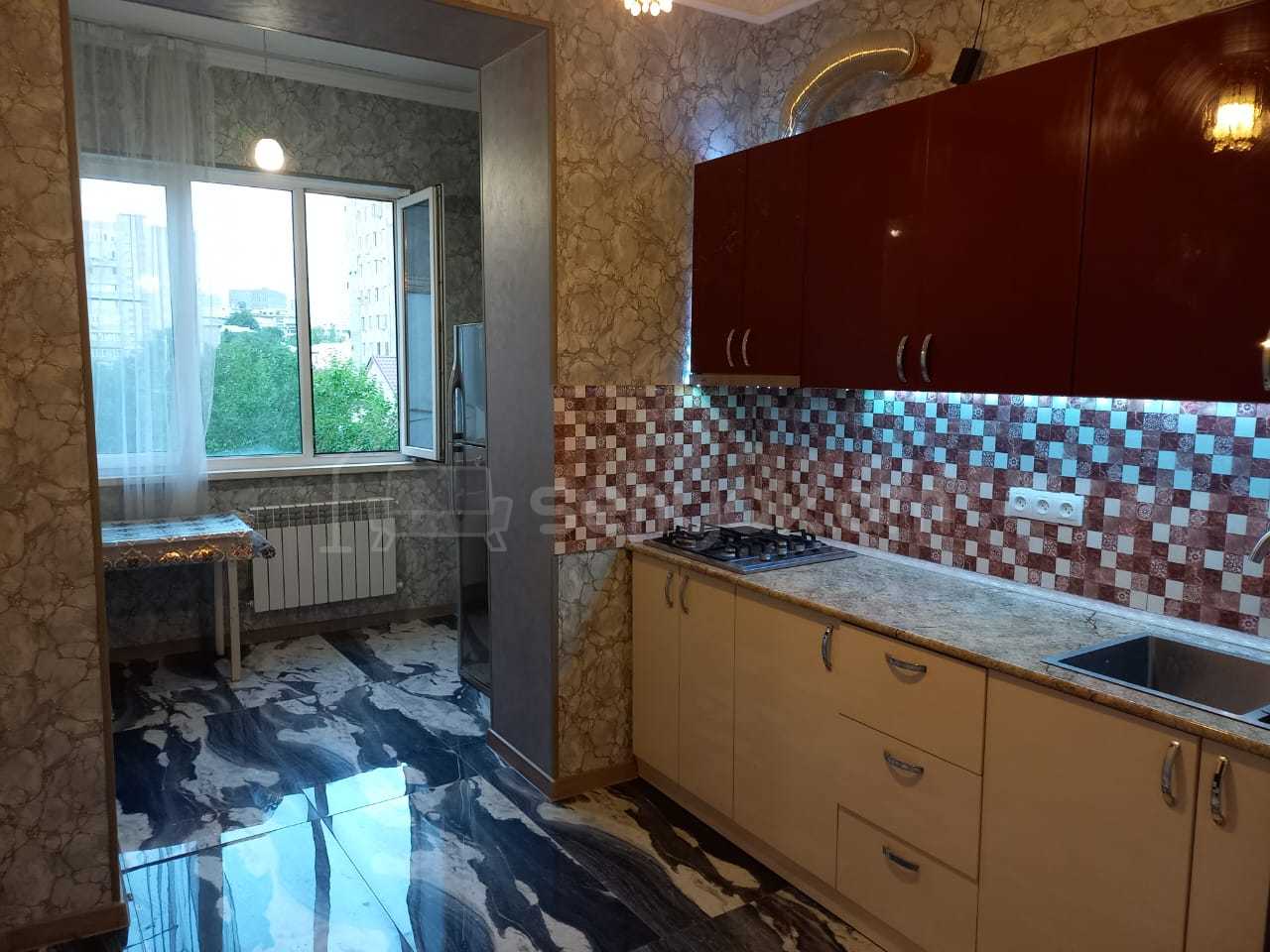 2 Սենյականոց Բնակարան Քարե Շենքում, 65քմ, 3/5 հարկ, Կապիտալ Վերանորոգված