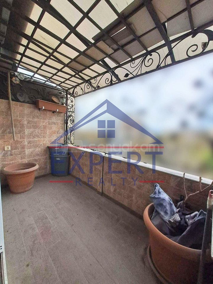 4 Սենյականոց Բնակարան Քարե Շենքում, 92քմ, 7/7 հարկ, Կապիտալ Վերանորոգված