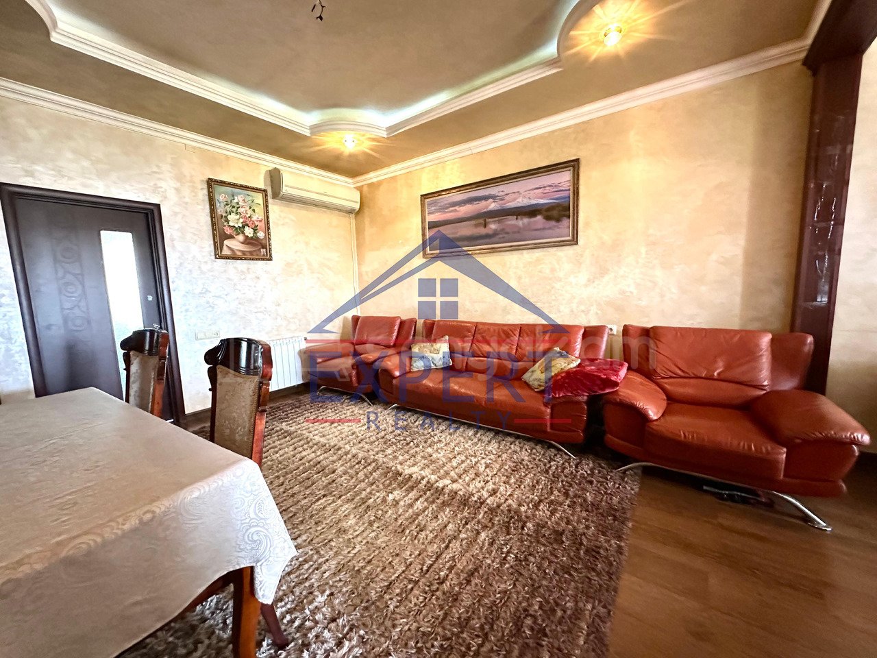 4 Սենյականոց Բնակարան Քարե Շենքում, 92քմ, 7/7 հարկ, Կապիտալ Վերանորոգված