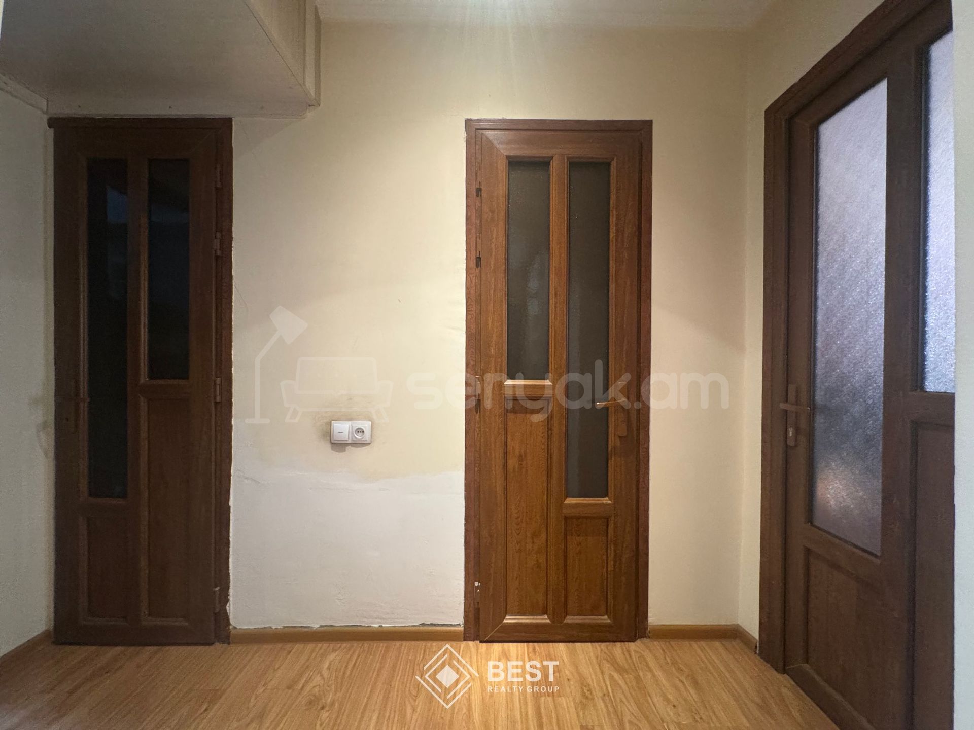 2 Սենյականոց Բնակարան, 70քմ, 2/9 հարկ, Կոսմետիկ Վերանորոգված