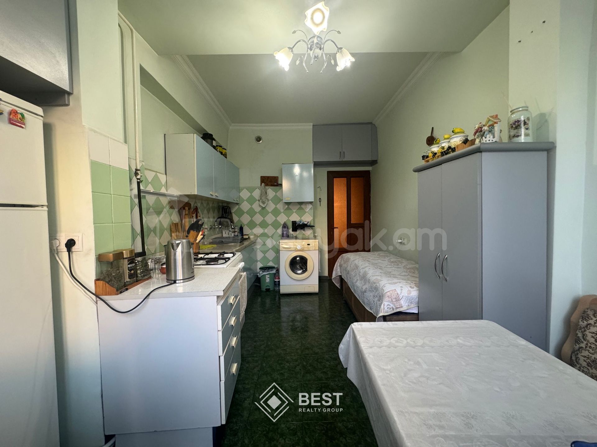 2 Սենյականոց Բնակարան, 70քմ, 2/9 հարկ, Կոսմետիկ Վերանորոգված