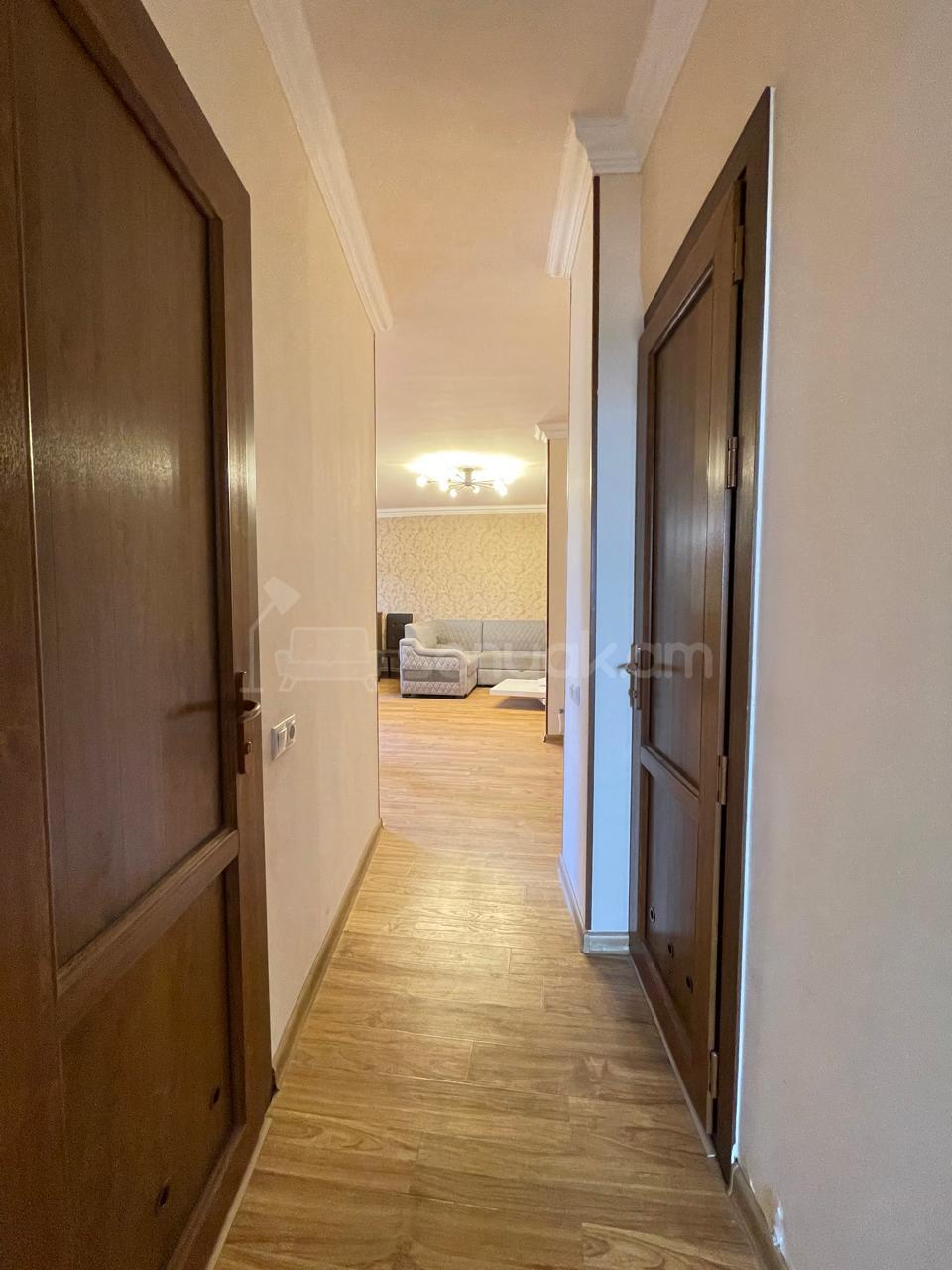 4 Սենյականոց Բնակարան, 110քմ, 2/12 հարկ, Կապիտալ Վերանորոգված, Կահավորված, Արևկող