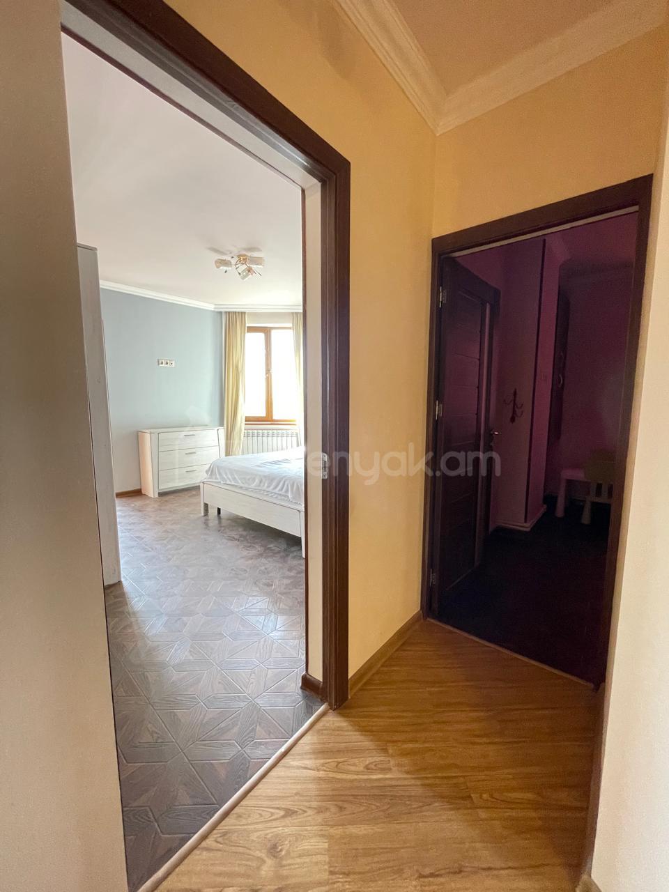 4 Սենյականոց Բնակարան, 110քմ, 2/12 հարկ, Կապիտալ Վերանորոգված, Կահավորված, Արևկող