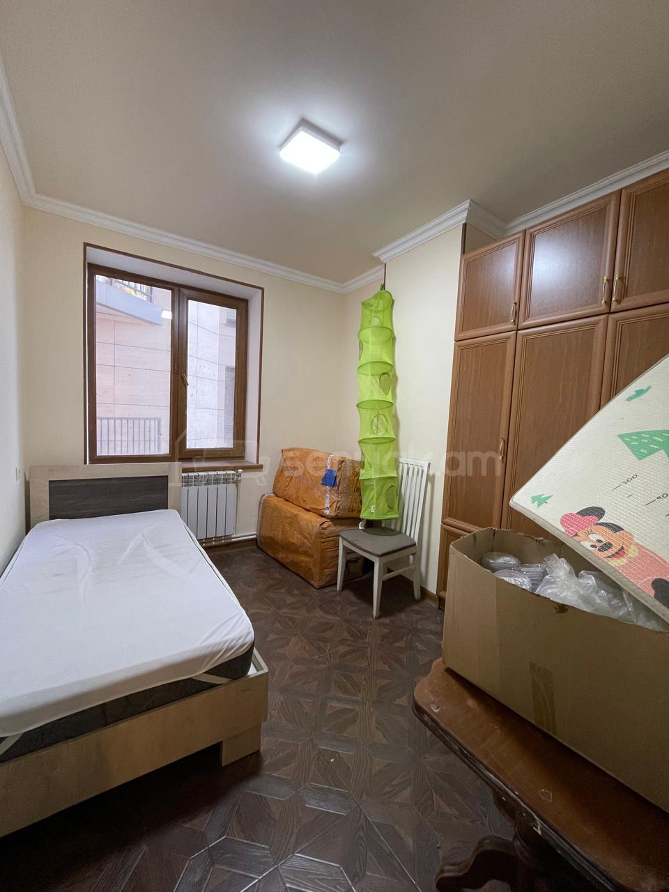 4 Սենյականոց Բնակարան, 110քմ, 2/12 հարկ, Կապիտալ Վերանորոգված, Կահավորված, Արևկող