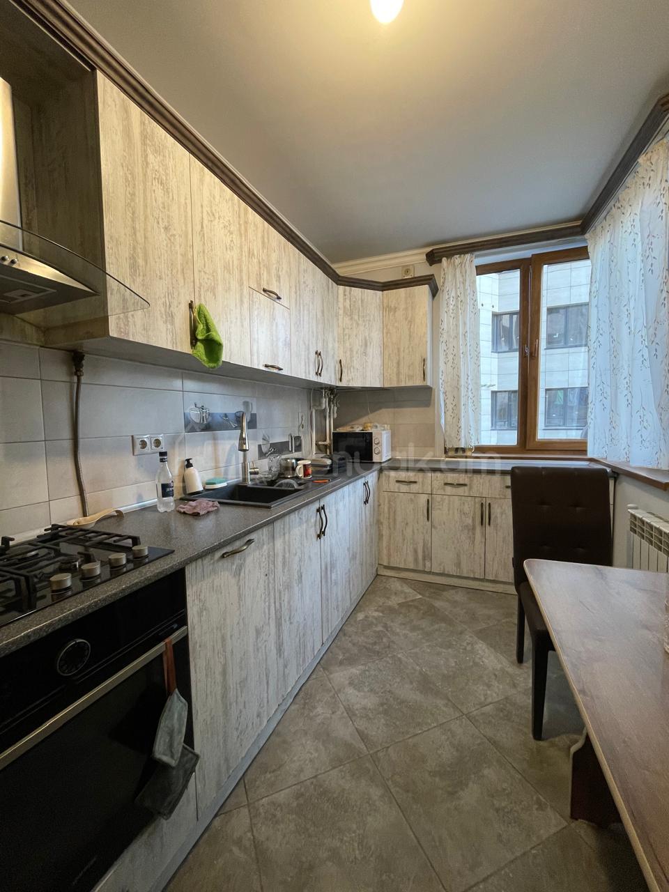 4 Սենյականոց Բնակարան, 110քմ, 2/12 հարկ, Կապիտալ Վերանորոգված, Կահավորված, Արևկող