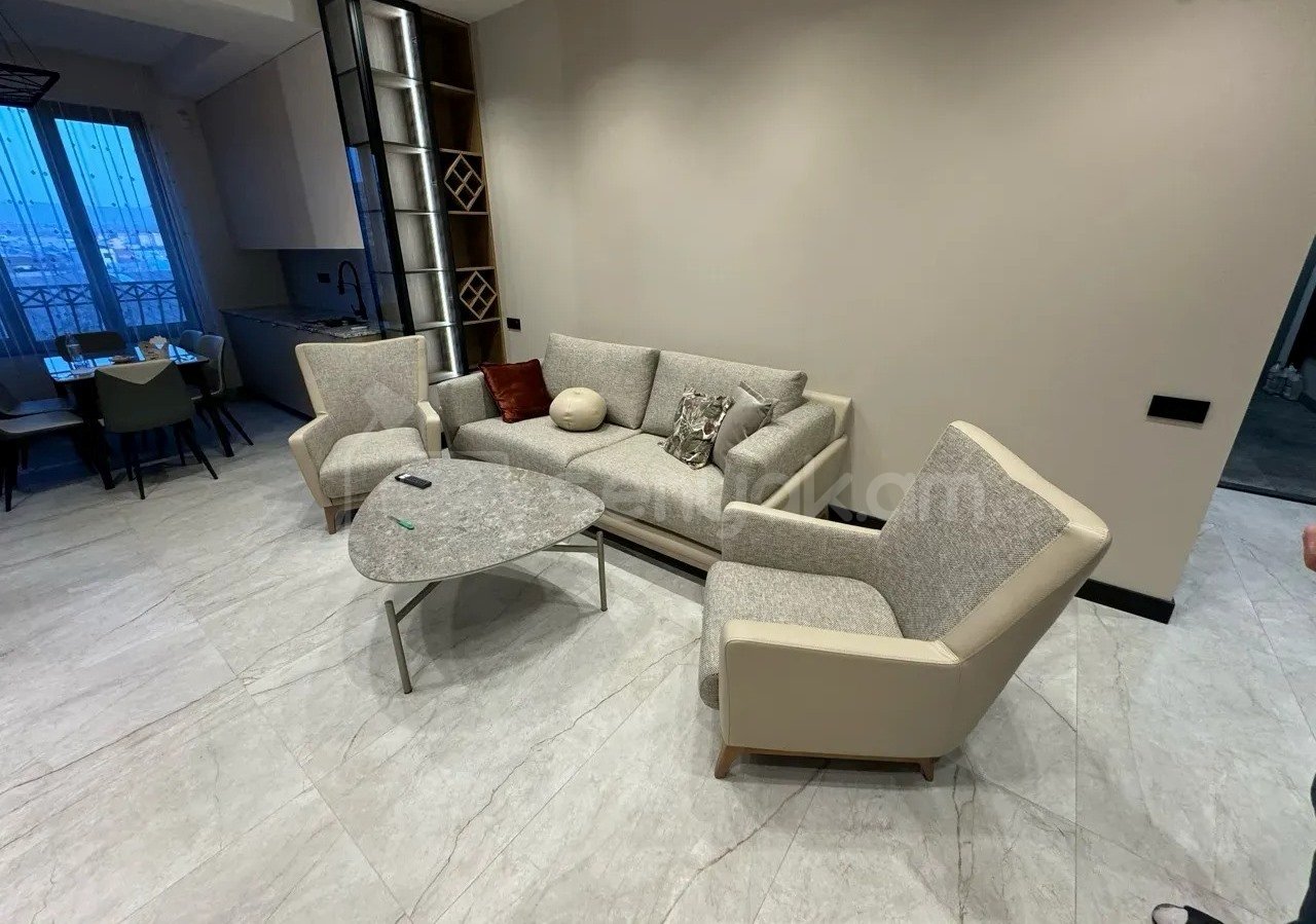 2 Սենյականոց Բնակարան Քարե Շենքում, 55քմ, 4/5 հարկ, Կապիտալ Վերանորոգված