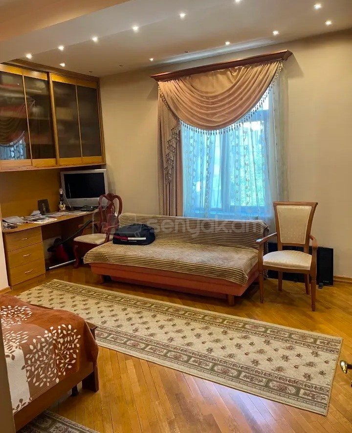 3 Սենյականոց Բնակարան Նորակառույցում, 122քմ, 5/7 հարկ, Կապիտալ Վերանորոգված