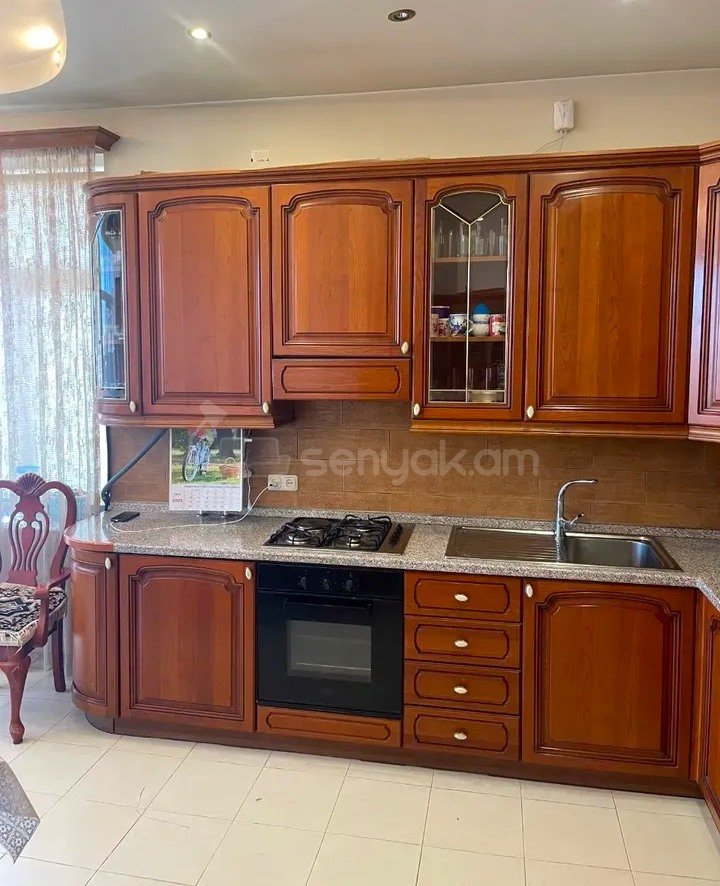 3 Սենյականոց Բնակարան Նորակառույցում, 122քմ, 5/7 հարկ, Կապիտալ Վերանորոգված