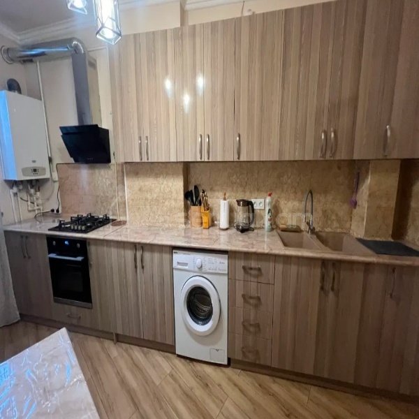 3 Սենյականոց Բնակարան, 85քմ, 4/16 հարկ, Կապիտալ Վերանորոգված, Կահավորված, Արևկող