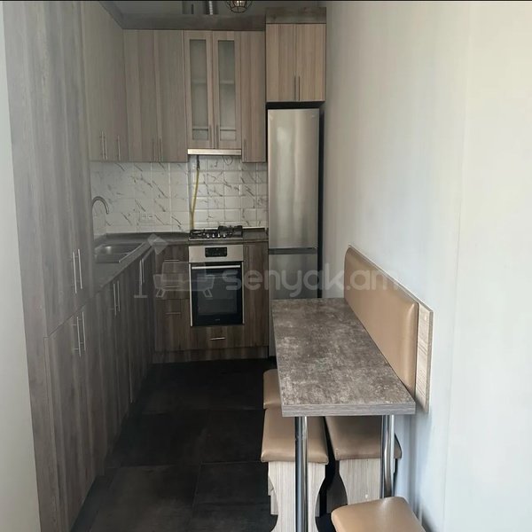 2 Սենյականոց Բնակարան, 56քմ, 4/10 հարկ, Կապիտալ Վերանորոգված, Կահավորված, Արևկող