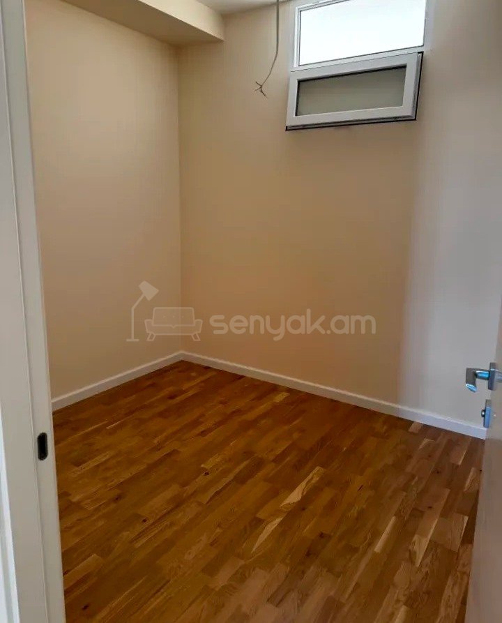 4 Սենյականոց Բնակարան Նորակառույցում, 112քմ, 10/16 հարկ, Կապիտալ Վերանորոգված