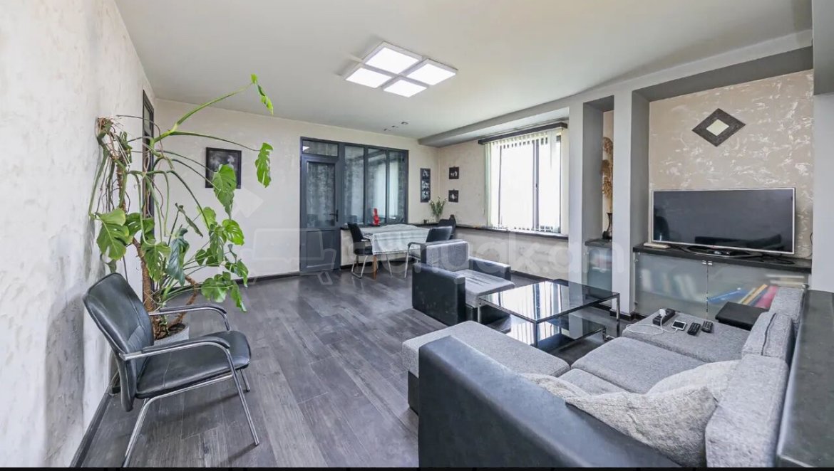 3 Սենյականոց Բնակարան, 80քմ, 10/13 հարկ, Կապիտալ Վերանորոգված