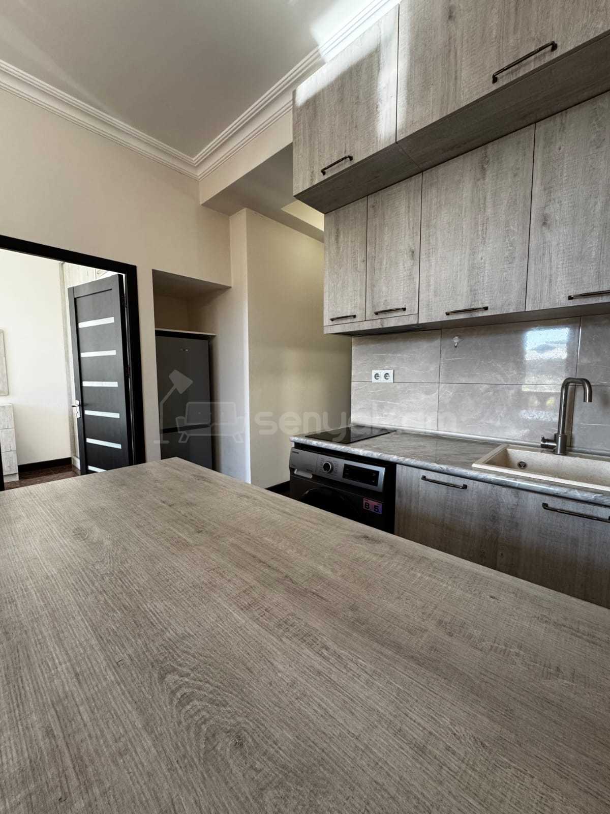 2 Սենյականոց Բնակարան Նորակառույցում, 45քմ, 3/9 հարկ, Կապիտալ Վերանորոգված, Կահավորված, Արևկող