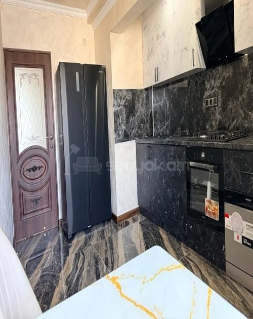 3 Սենյականոց Բնակարան, 86քմ, 9/10 հարկ, Կապիտալ Վերանորոգված, Կահավորված, Արևկող