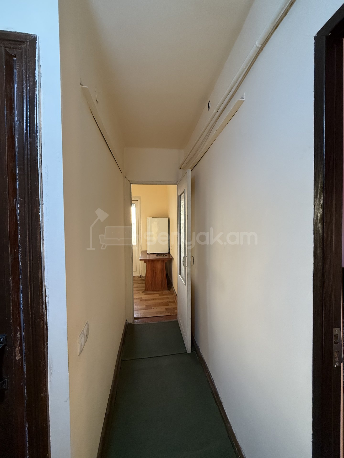 1 Սենյականոց Բնակարան Քարե Շենքում, 33քմ, 5/5 հարկ, Կապիտալ Վերանորոգված, Կահավորված, Արևկող