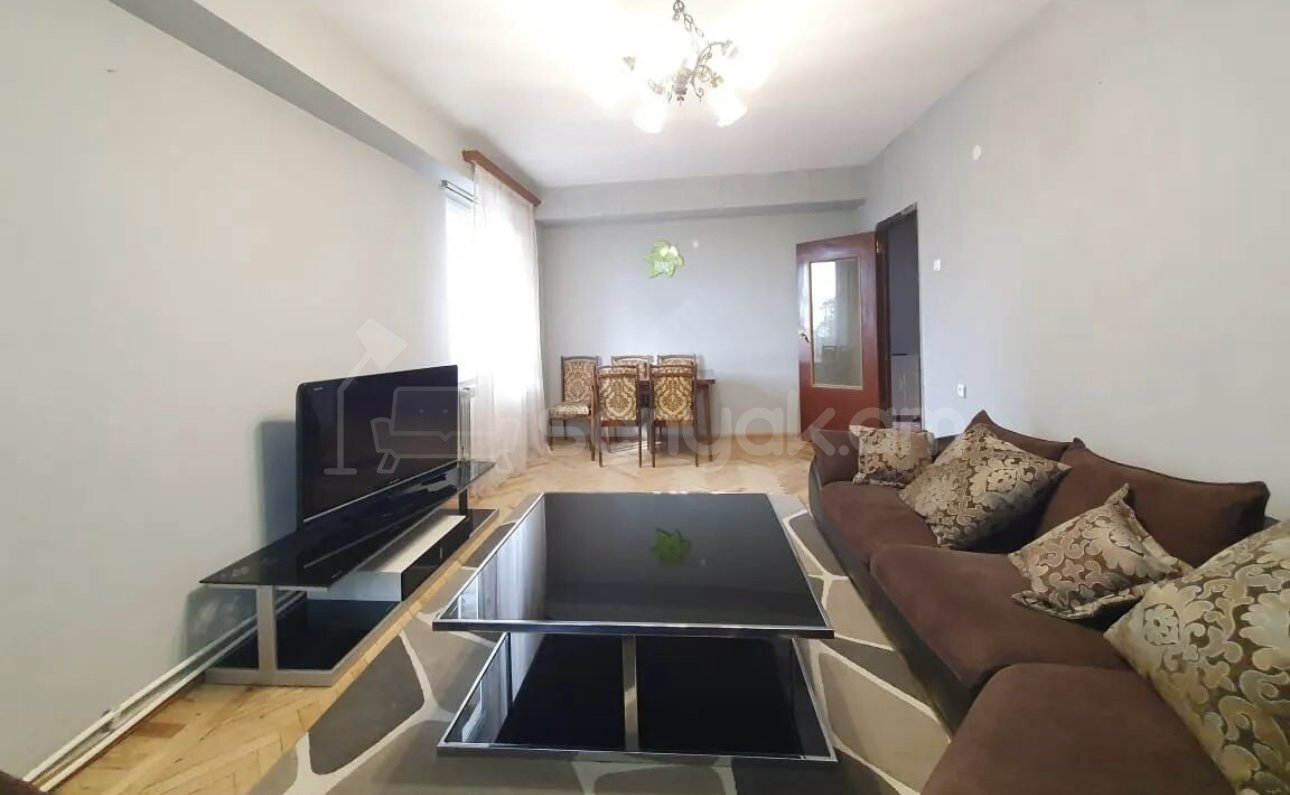 2 Սենյականոց Բնակարան, 70քմ, 2/14 հարկ, Նորմալ Վիճակում, Կահավորված, Արևկող