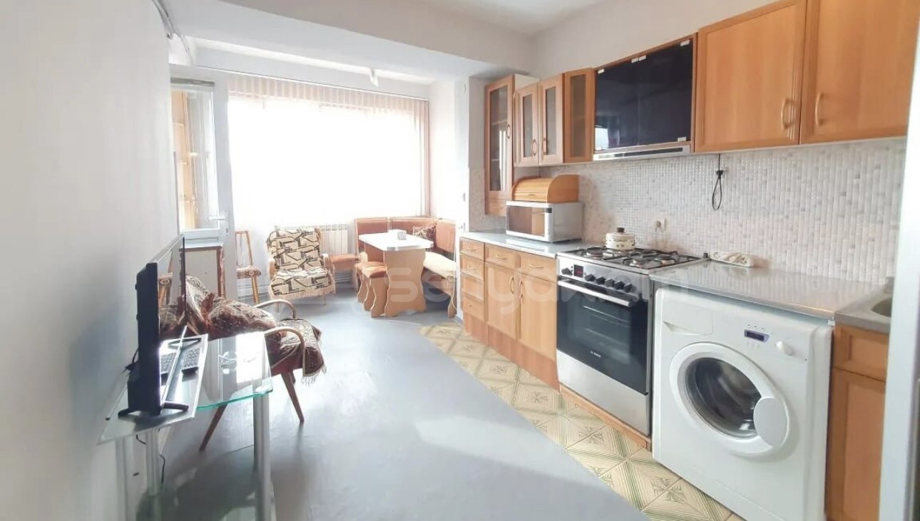 2 Սենյականոց Բնակարան, 70քմ, 2/14 հարկ, Նորմալ Վիճակում, Կահավորված, Արևկող