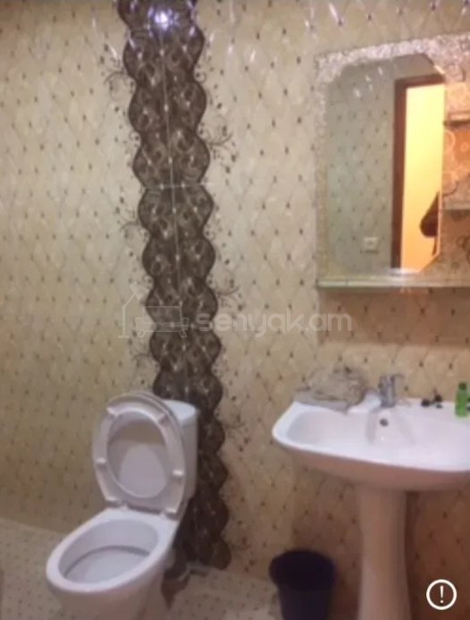 3 Սենյականոց Բնակարան, 100քմ, 9/9 հարկ, Նորմալ Վիճակում, Մասամբ Կահավորված