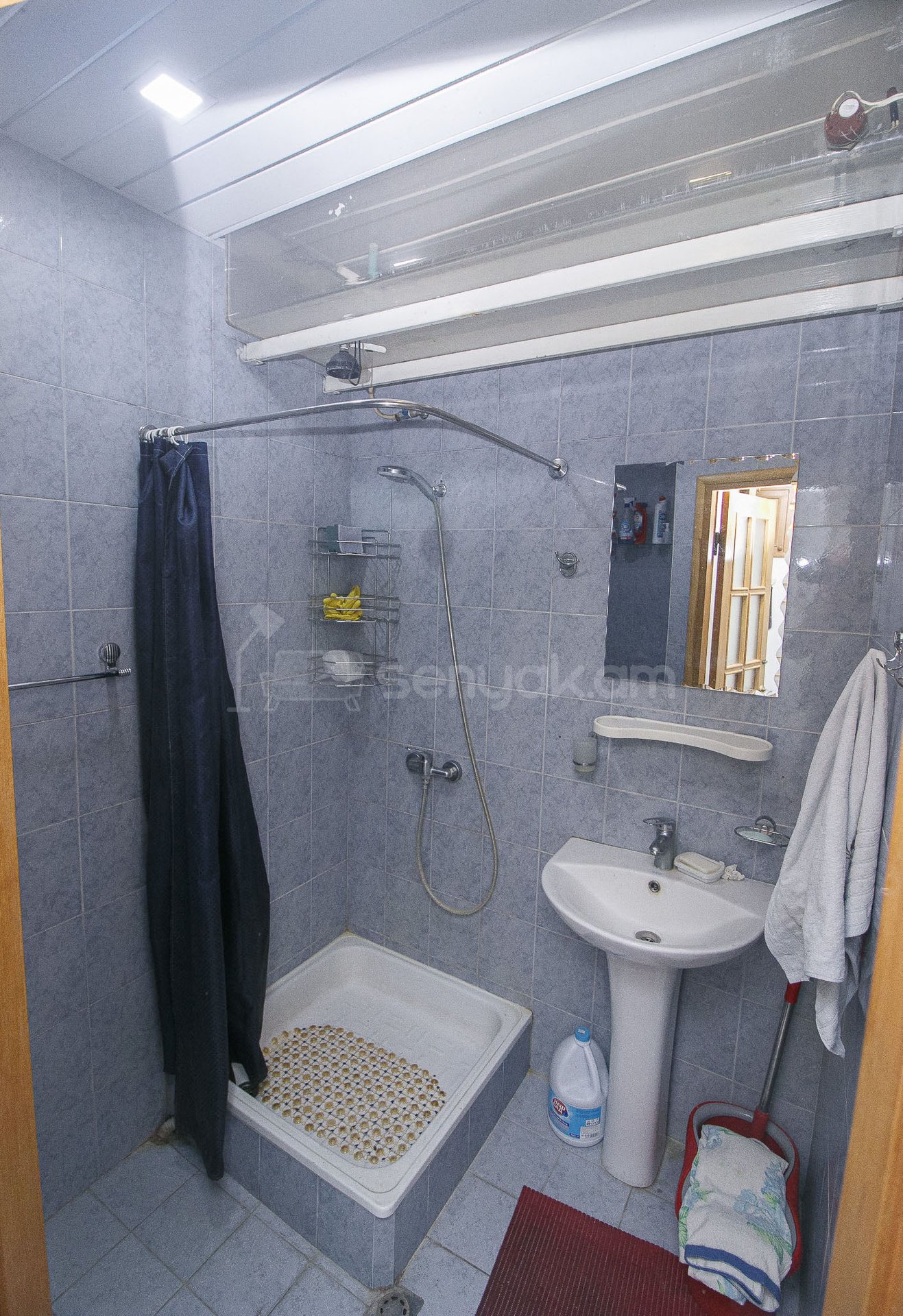 1 Սենյականոց Բնակարան Քարե Շենքում, 60քմ, 6/6 հարկ, Կապիտալ Վերանորոգված