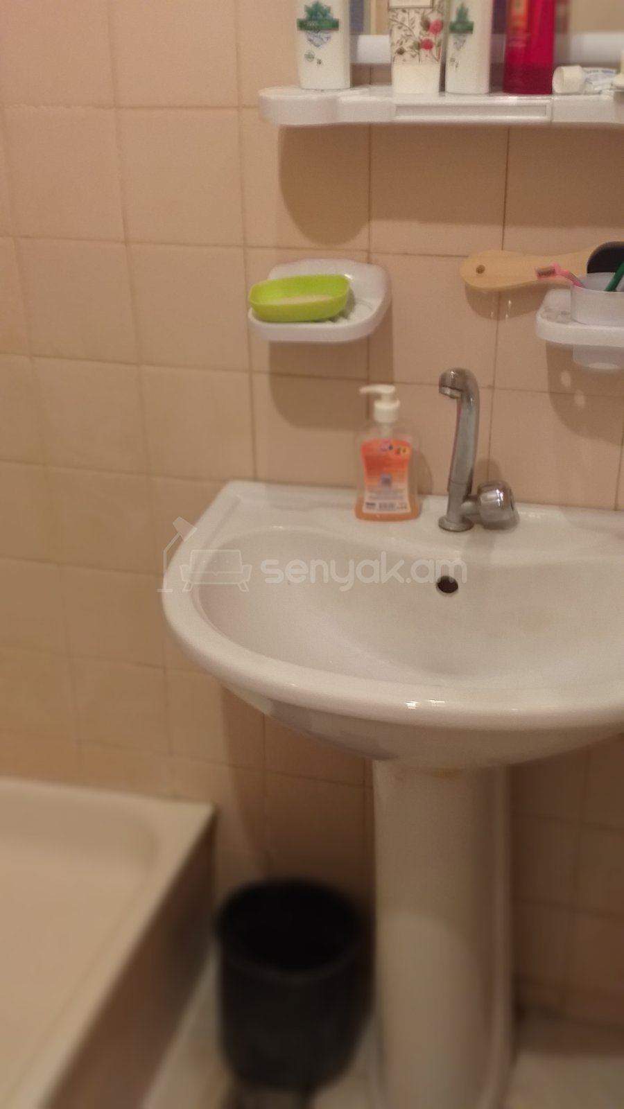 2 Սենյականոց Բնակարան Քարե Շենքում, 67քմ, 1/5 հարկ, Կոսմետիկ Վերանորոգված