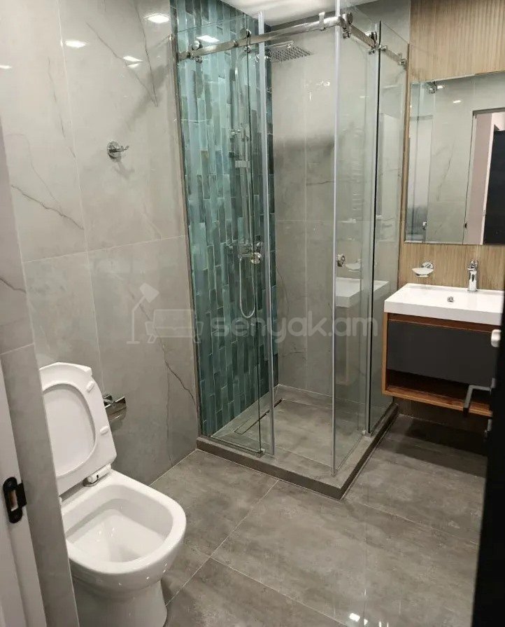 2 Սենյականոց Բնակարան, 37քմ, 8/9 հարկ, Կապիտալ Վերանորոգված