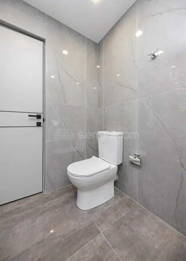 2 Սենյականոց Բնակարան, 37քմ, 8/9 հարկ, Կապիտալ Վերանորոգված