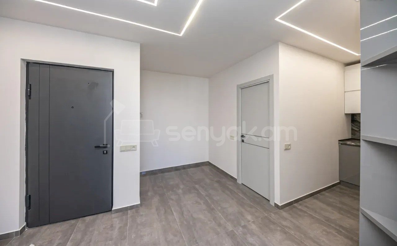 2 Սենյականոց Բնակարան, 37քմ, 8/9 հարկ, Կապիտալ Վերանորոգված