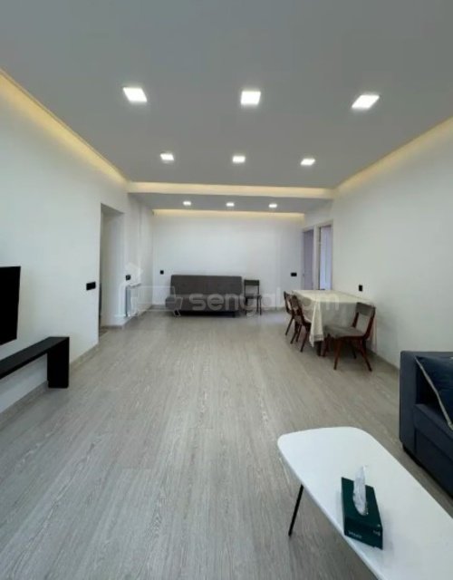 3 Սենյականոց Բնակարան, 90քմ, 9/10 հարկ, Կապիտալ Վերանորոգված